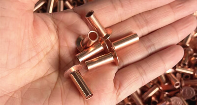 پرچ های مسی به اروپا ارسال می شوند